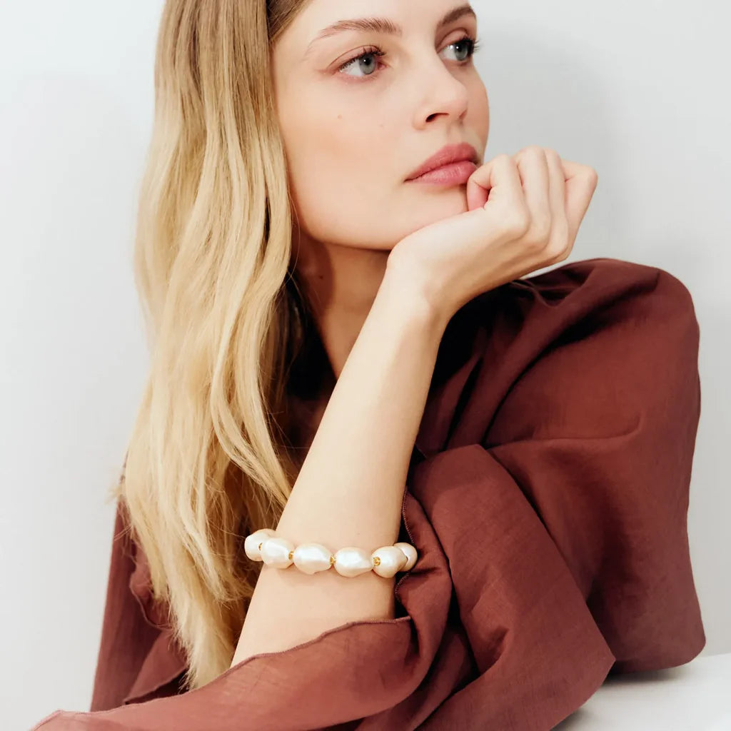 Apricot Pearl Bracelet