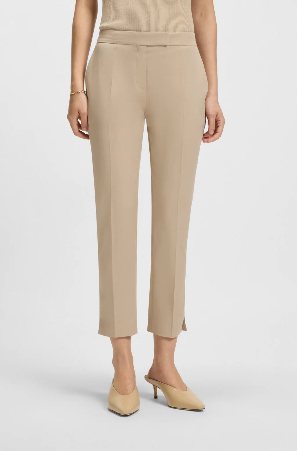 Tapria Crop  - Beige