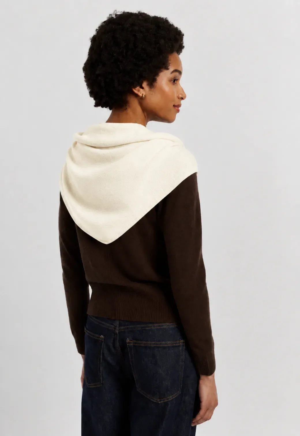 TRIANGLE SCARF