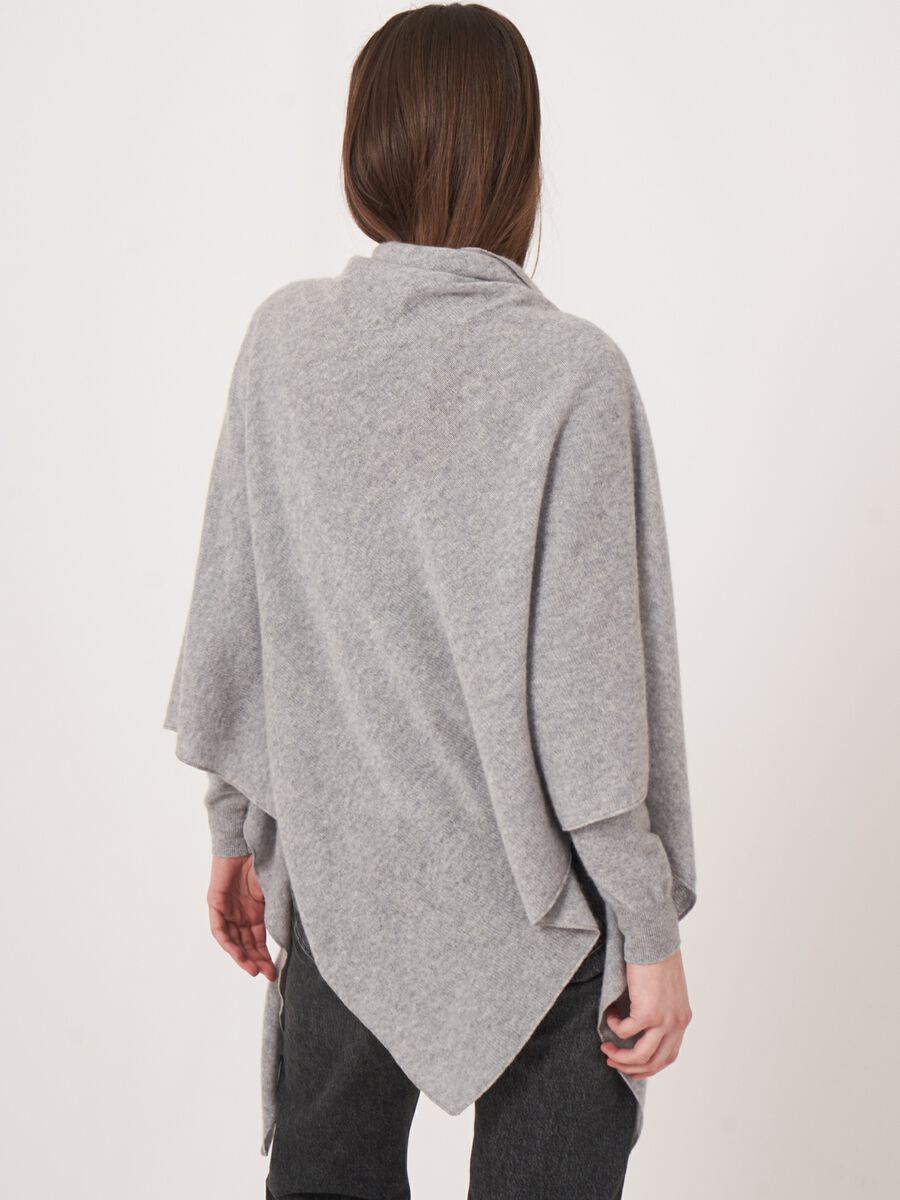 100% Cashmere Triangle