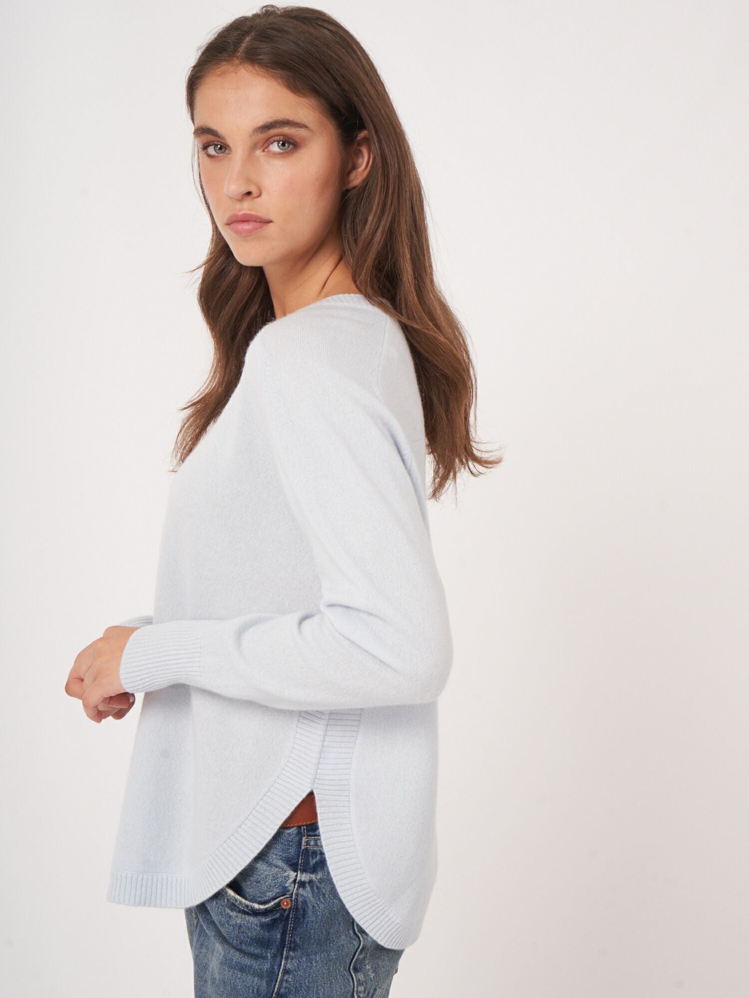 Cashmere Scallop Hem - Wave